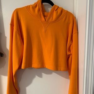 Lulu cropped sweatshirt